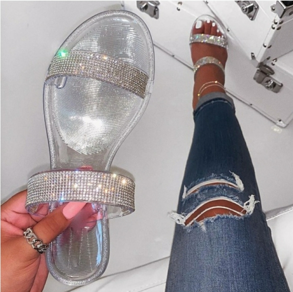 🆕️Night out/clear
